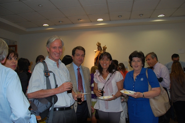 52a0a9c6d6b8d_20131205_8_28.jpg